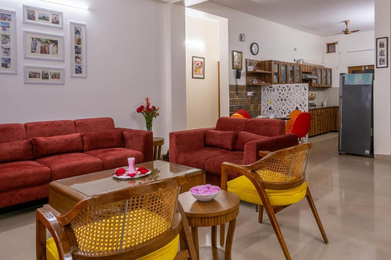 Villa Woodside Meadows By Veo - Part Of Stayvista Касаули Екстериор снимка