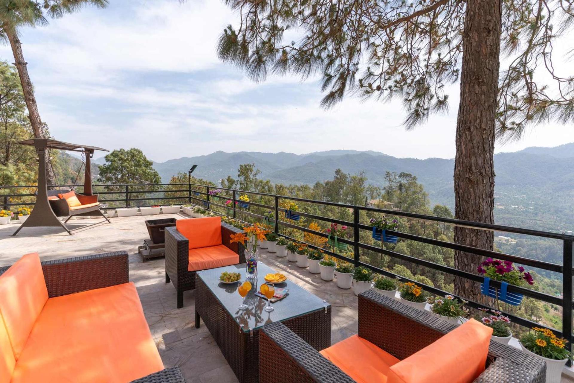 Villa Woodside Meadows By Veo - Part Of Stayvista Касаули Екстериор снимка